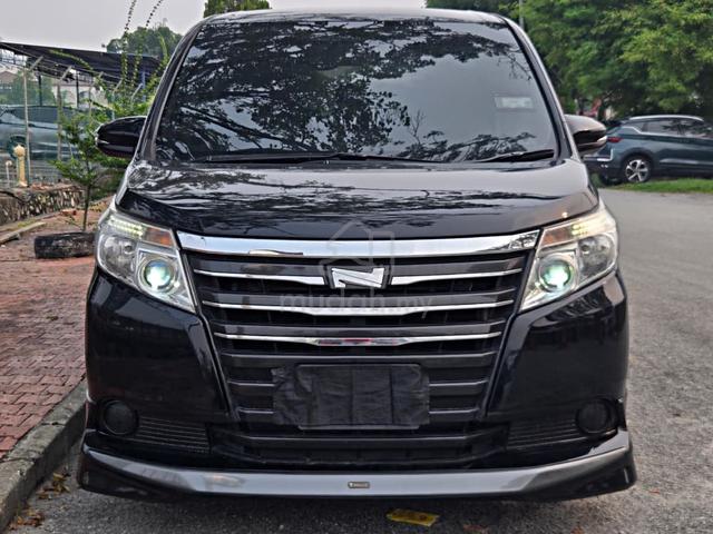 2017 Toyota NOAH 2.0 X 8SEAT ZRR80 VOXY STEPWAGON - 3
