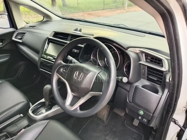 2019 Honda JAZZ 1.5 E FACELIFT (A) - 4