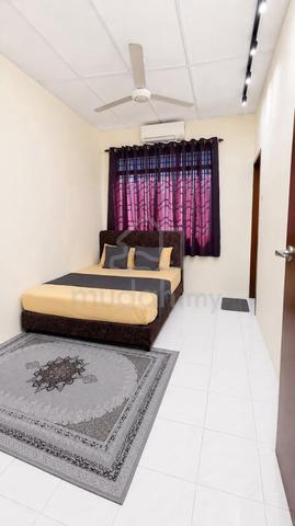 Fully Furnished Selangor Sepang Room For Rent 1