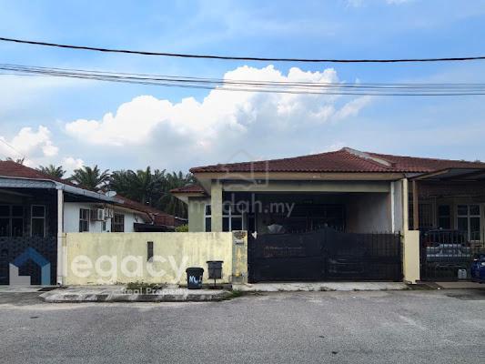Semi D Luas FREEHOLD Taman Melor Teluk Intan 1