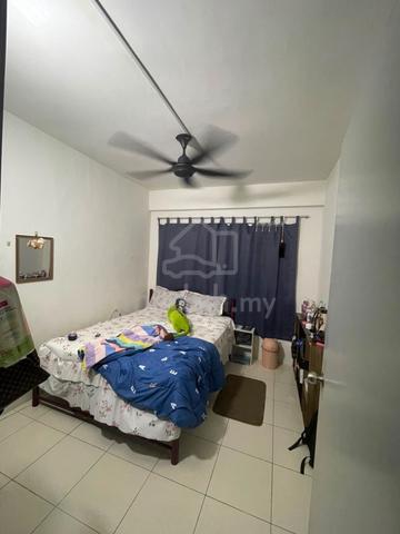 Room for rent at Suria Hijuan Batu kawan 1
