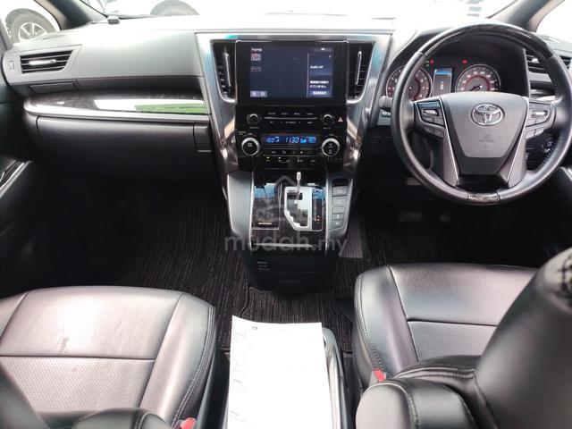 2021 Toyota ALPHARD 2.5 S TYPE GOLD II (A)156K 21 - 5