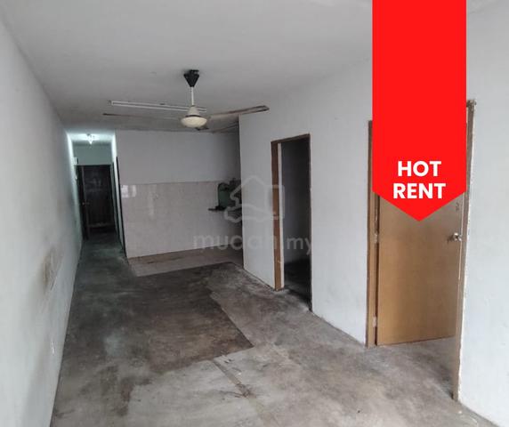 Apartment Lestari (Damansara Damai) 1