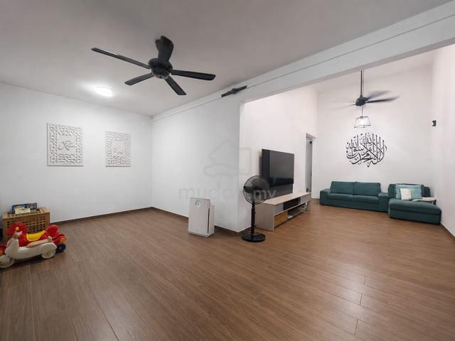 UNBLOCK VIEW Bandar Indahpura Fully Renovated [ Gated & Guarded ] 1