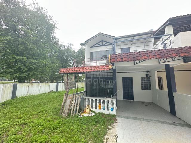 Bandar sunway pjs7 double storey corner near park 1