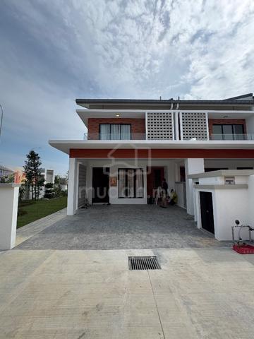 Superlink 2-Storey Terrace House @ Bandar Semenyih Freehold 20x80 Big 1