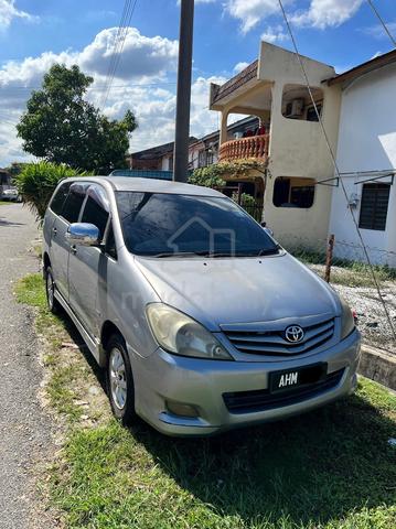 2011 Toyota INNOVA 2.0 E MY05 AN40 UPDATE (M) - 1