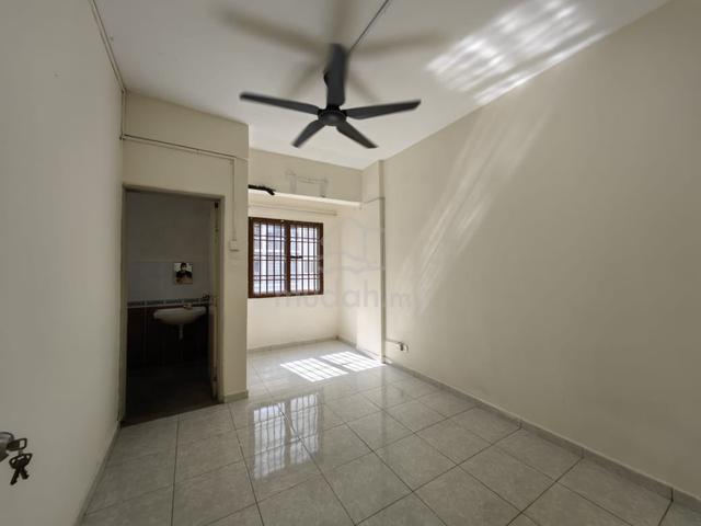 Putri Ria Apartment 1