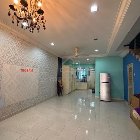 Bandar Puteri, Klang Double Storey House Partially Furnished 1