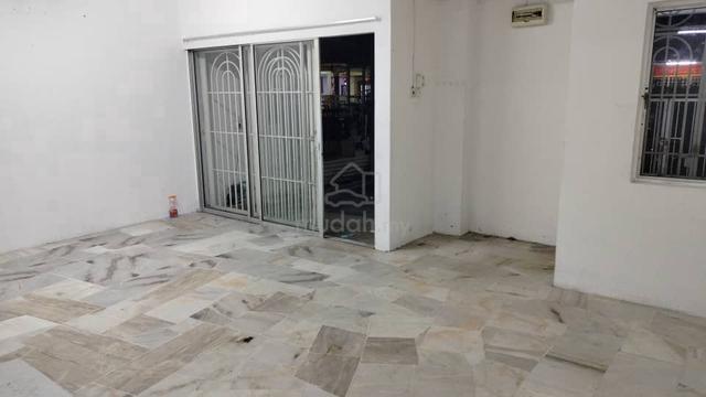 House for rent in Bt. 10 Jalan Bukit Kapar 1