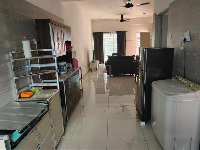 HOUSE FOR RENT-girls only 3