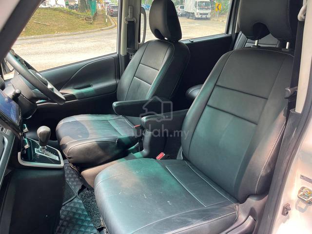 2022 Nissan SERENA 2.0 PREMIUM HIGHWAY STAR (A) - 5