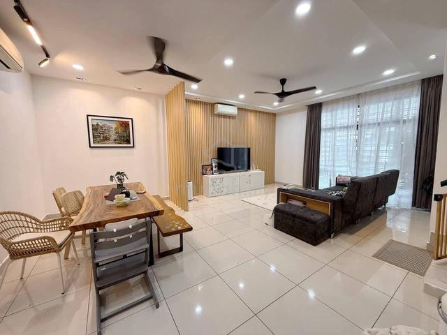 Bandar Cemerlang Ulu Tiram @ Fully Renovated 2 Storey House 24x70ft 1