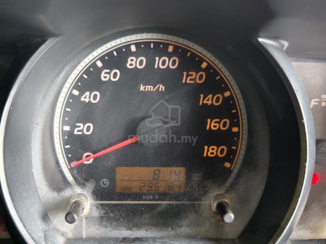 2009 TOYOTA HIACE 2.5 (M) WINDOW VAN tip top condi - 5