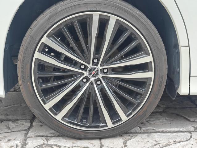 2021 Toyota ALPHARD 2.5 S 4.5/B 36K KM Unreg OFFER - 4