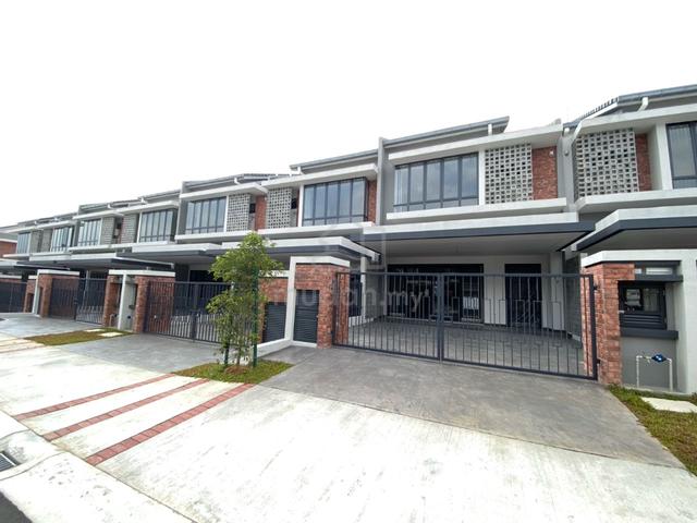 [Below Market] 2 Storey Terrace Elmina Green 5 Denai Alam Shah House 1
