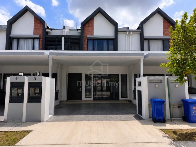Ilham Residence 2 [ Elmina East ] | 4R 3B | Double Storey Terrace 1