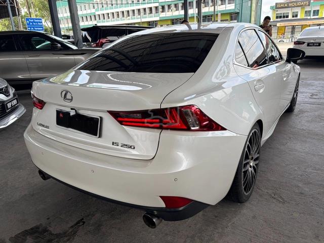 2014 Lexus IS250 2.5 LUXURY (A) - 3