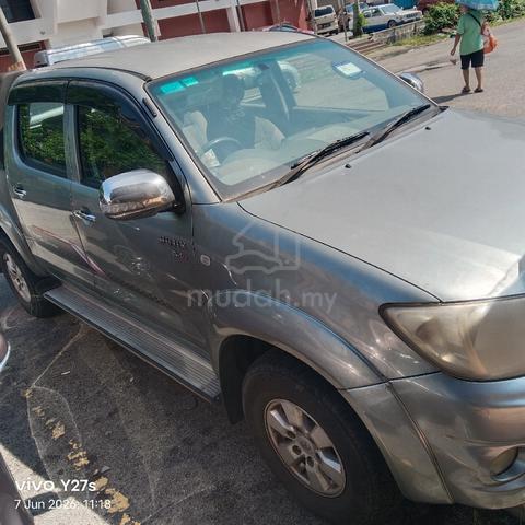 HILUX - 4