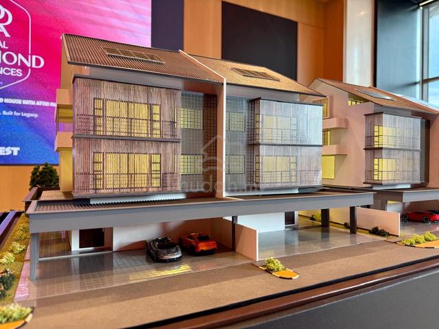 Richmond Hill Green Heights, 3+1 Storey Semi Detached, Jalan Stampin 1