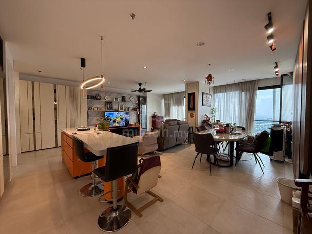Lumi Tropicana 1