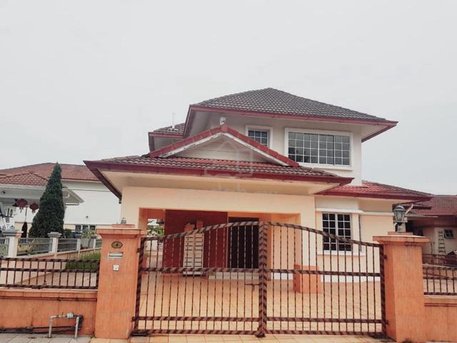 RENOVATED Double Storey Bungalow Sapphire, Kota Emerald 1