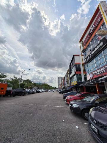 Facing Main Road‼️1st Floor Only‼️Mount Austin 3 Storey Shoplot 1