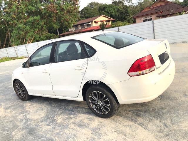 Volkswagen POLO SEDAN 1.6(A)NEW FACELIFT/FULL SPEC - 5