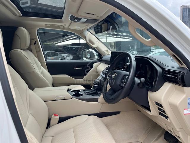 2024 Toyota LANDCRUISER 3.5 ZX Petrol/LC300/16K KM - 5