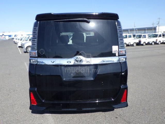 2021 Toyota VOXY 2.0 ZS KIRAMEKI 3 (A) FULL LOAN💯 - 4