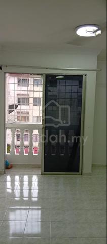 Seri Tanjung Apartment (Bukit Beruntung) 1