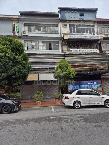 Ground Floor Shop Lot (Quarter Portion) for rent 1