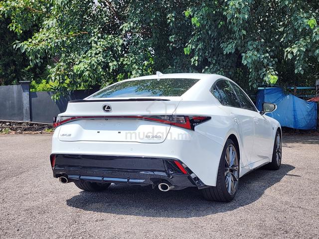 2021 Lexus IS300 2.0 F-SPORT Seden - RED / WHITE - 2