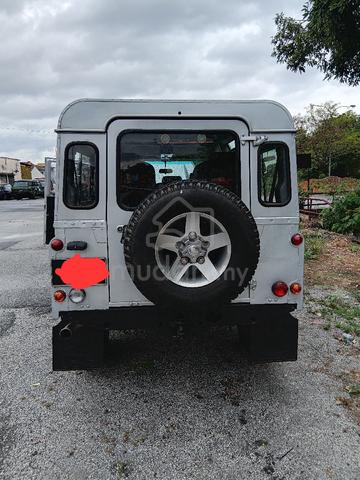 2011 Land Rover DEFENDER 2.4 110 STATION WAGON (M) - 3