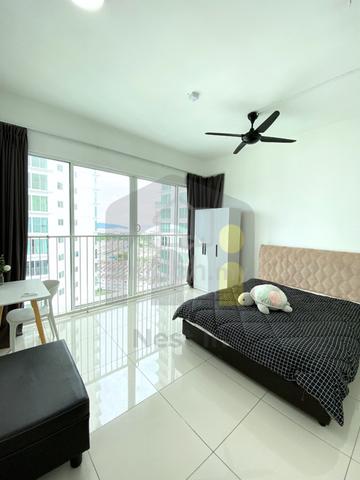 Balcony Room in Bayan Lepas | Near Airport | Many Facilities 1