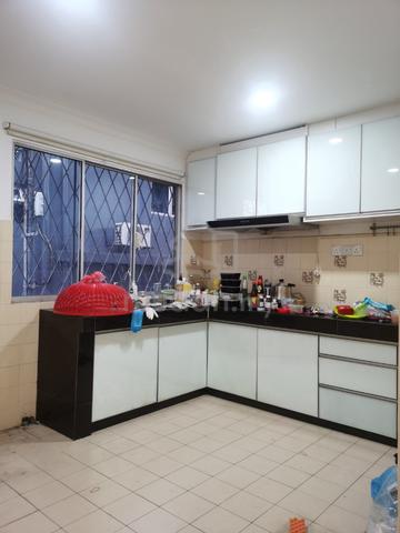 Double storey Sri gombak batu caves endlot unit renovated freehold 1