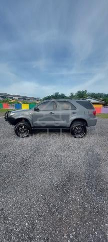 2005 Toyota FORTUNER 2.7 (A) PETROL - 5