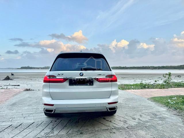 2021 BMW X7 xDRIVE40i - 4