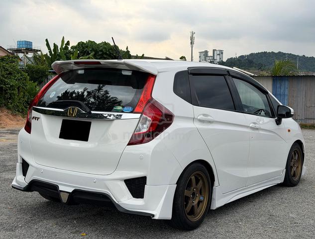 2017 Honda JAZZ 1.5 E (A) - 4