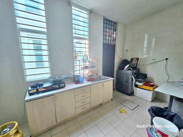 GOOD OFFER 2 Storey House Bangi Avenue 2 Seksyen 6 FREEHOLD 4R 4B 3