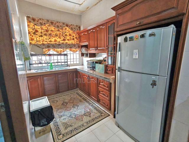 2 storey fully furnished, near to SRI Al-Amin & KTM UKM Bangi 1