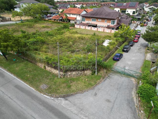 CORNER Bungalow Lot Seksyen 4 Bandar Baru Bangi 1