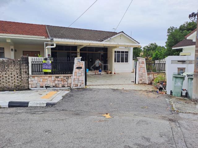 Single Storey Semi-D House with big land space @ Pulau Tikus for Sale 1