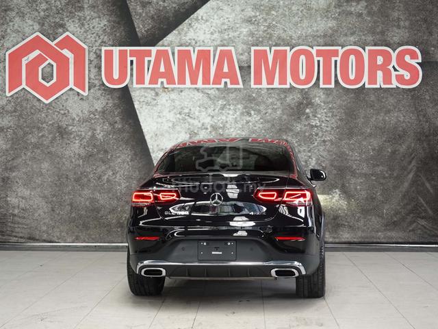 2022 Mercedes BENZ GLC300 4MATIC COUPE AMG LINE - 5
