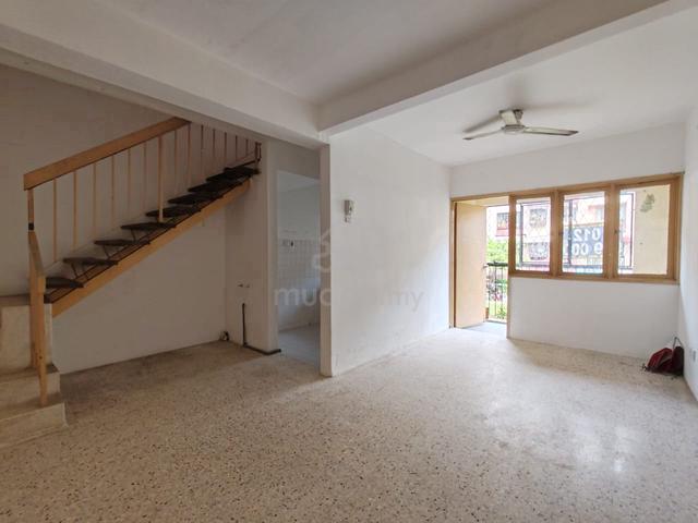 Dahlia Apartment (Ampang) 1