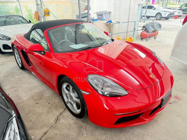 2022 Porsche BOXSTER 2.0 718 Convertible Roadster - 1