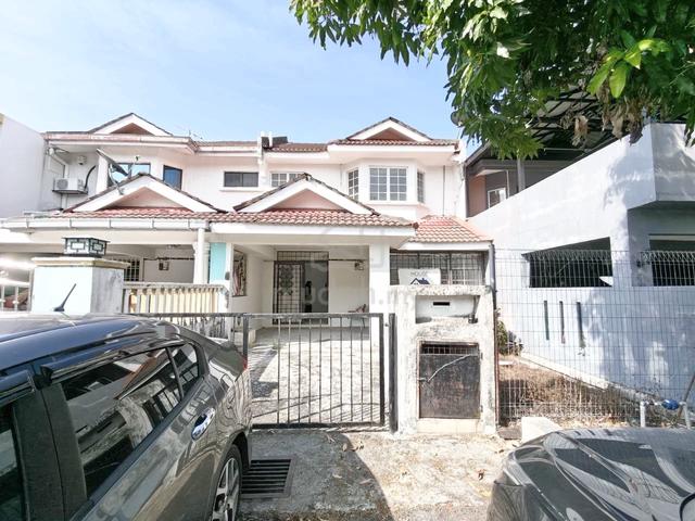 ((MURAH)) Double Storey @ LEP5 Taman Lestari Putra Seri Kembangan 1