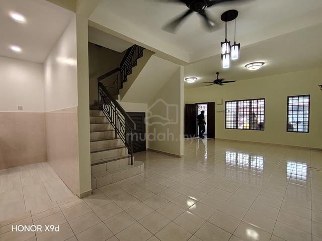 2 Storey Bandar Bukit Tinggi 2 Klang, Renovated 1