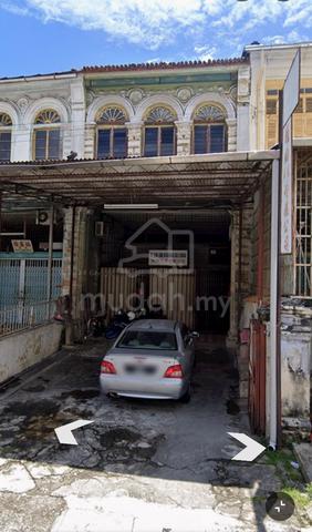 Prewar Shophouse at UNESCO Zone 1