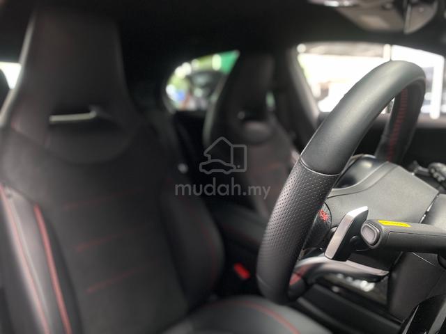 2019 Mercedes Benz A180 1.6 AMG+ CLEARANCE PROMO - 4